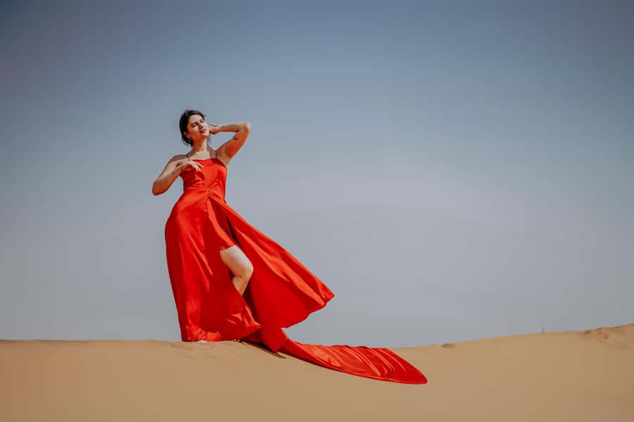 Dubai: Private Flying Dress Photography and Dune Drive Trip - The Driver and Photographer Team: Names People Recommend