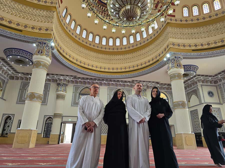 Dubai:Private Frame Entry, Mosque, Souks, Tastings& transfer - Key highlights to look for