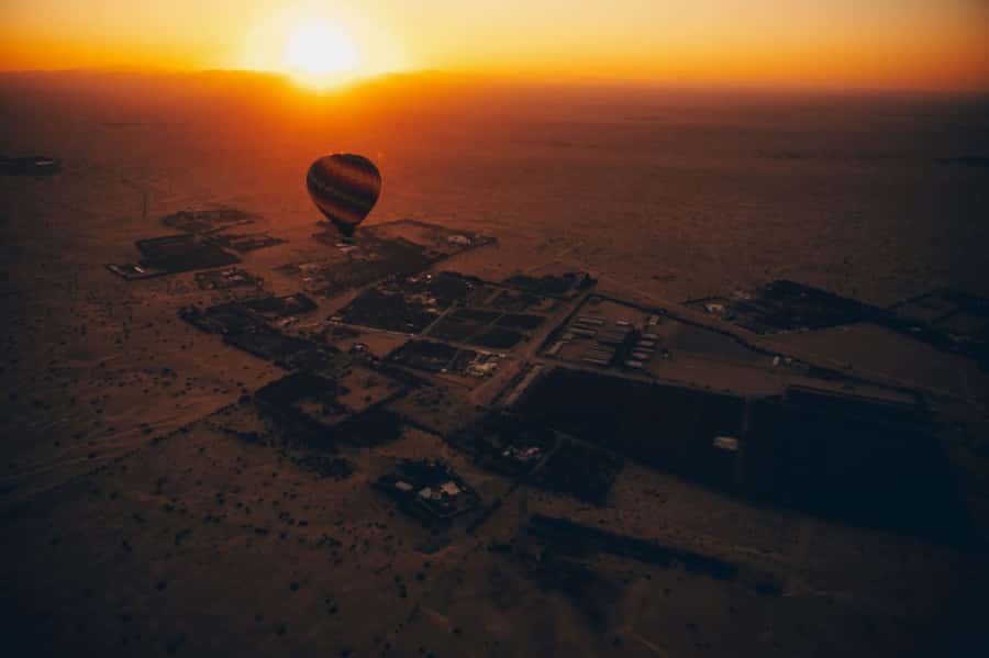 Dubai: Private Hot Air Balloon Tour Over the Dubai Desert - The Dubai Desert Conservation Reserve Stop, Breakfast and Off-Road Energy