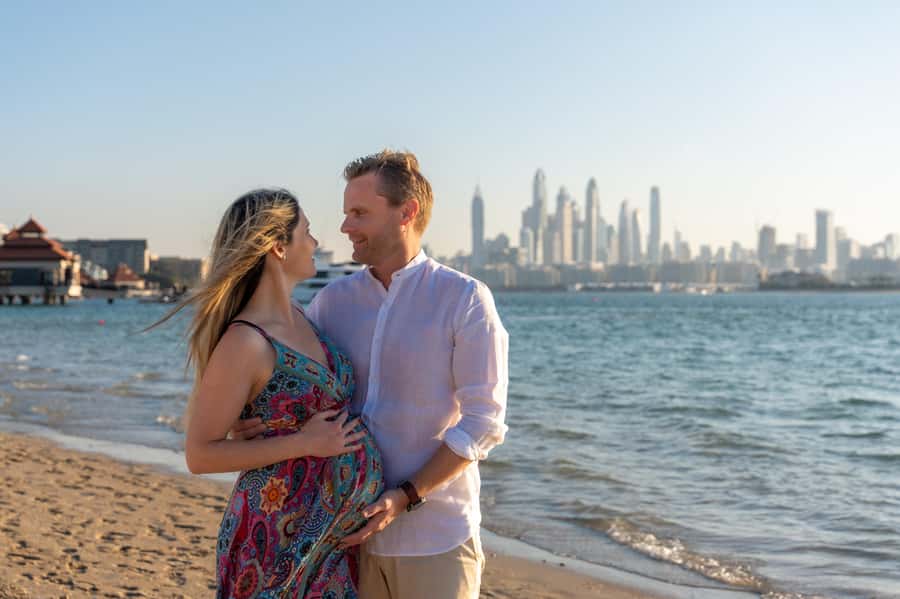 Dubai: Private Photoshoot with Hotel Pickup and Drop-off - Outfits, Poses, and Why Guidance Beats Guesswork