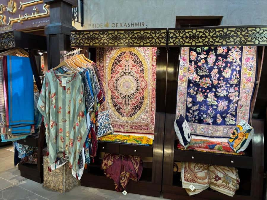 Dubai: Private Shopping City Tour and Global Village Tickets - Who this tour is best for, and who should rethink it