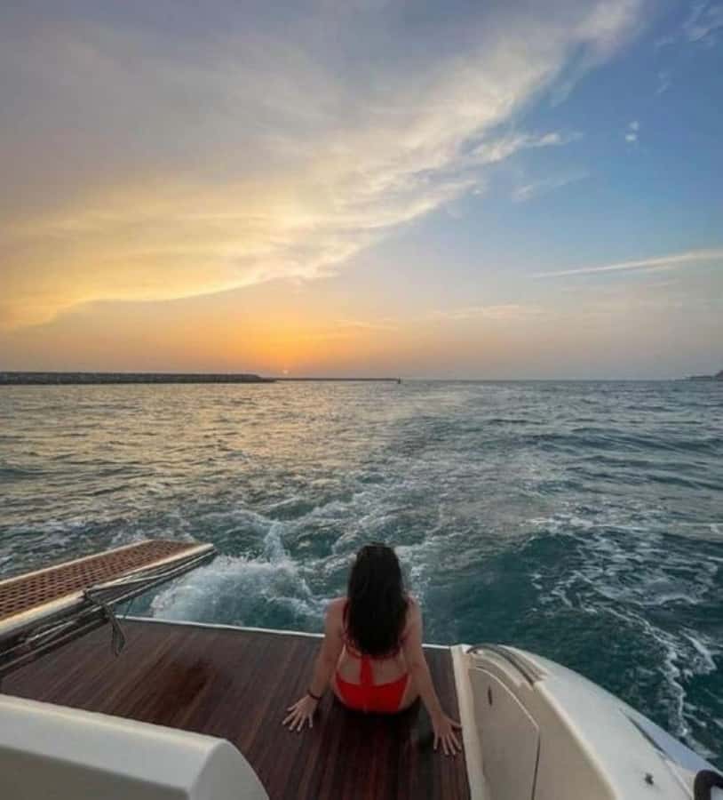 Dubai: Private Sunset Yacht Tour from Dubai Marina - Meeting the Crew at Everest Yacht Charter (Where You Actually Go)