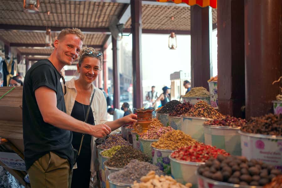 Dubai Private Top Attractions, Premium Vehicle & Street Food - Time and logistics for a 5 to 6 hour private day