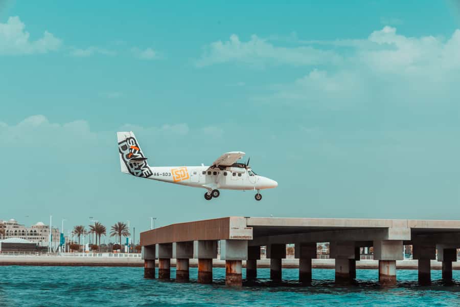 Dubai: Private VIP Luxury Yacht Tour with BBQ & Drinks - Music and a GPS-Activated English Tour Guide That Actually Helps