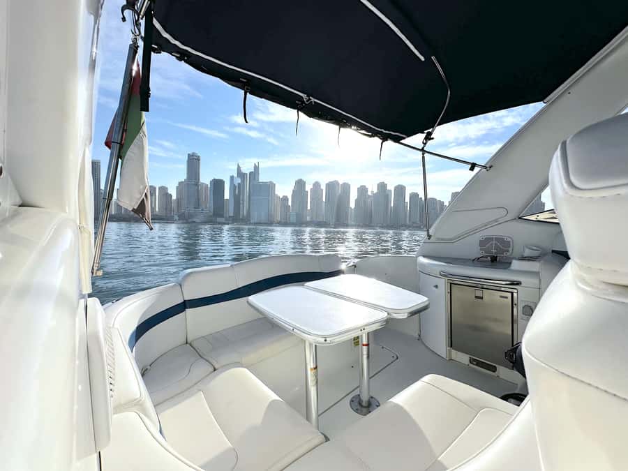 Dubai: Private Yacht Cruise for Unforgettable Memories - Rules and safety: what you must know before you plan your photos