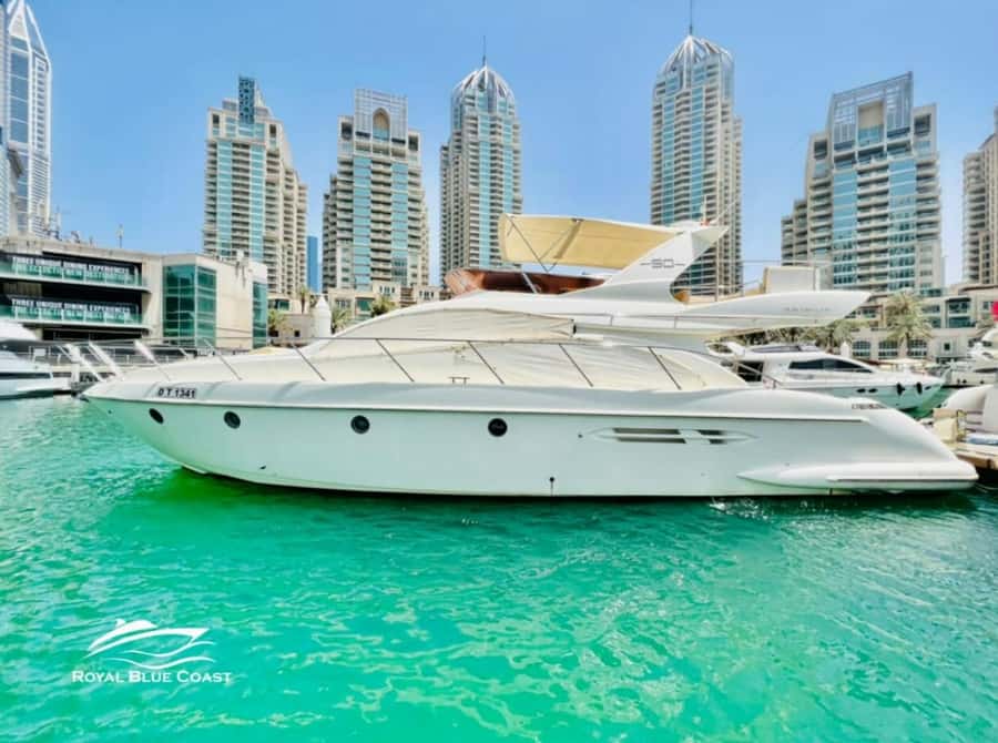 Dubai: Private Yacht Tour 50 feet - Burj Al Arab from sea level, not from street level