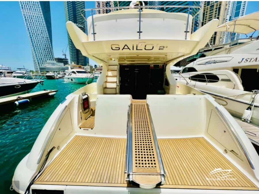 Dubai: Private Yacht Tour 50 feet - Who this private Dubai Marina yacht suits best