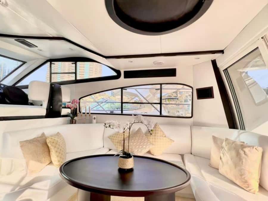 Dubai:Private Yacht with and Burj Al Arab Sightseeing. - Key points to know before you go