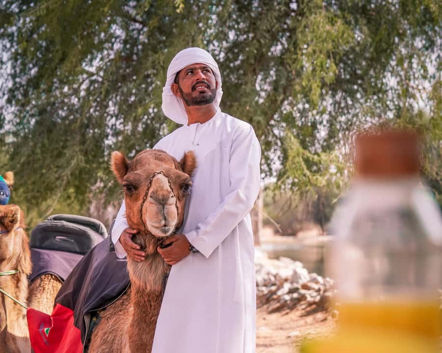 Dubai Red Dunes Safari: Dune Bashing, Camel Ride & Breakfast - Who this safari suits best
