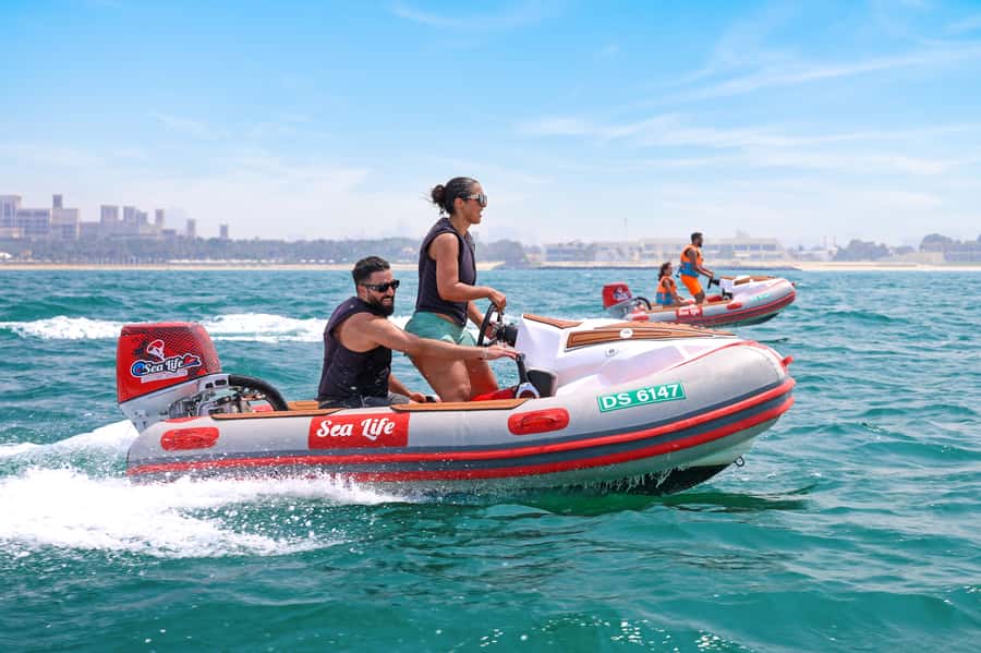 Dubai: Self-Drive Boat Experience for 1 or 2 People - Who this is perfect for (and who should think twice)