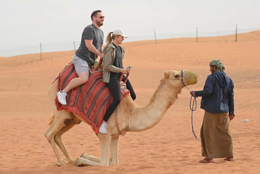 Dubai: Self-Drive Buggy Adventure with Optional BBQ Dinner - Henna and shisha: included only if you stay for dinner