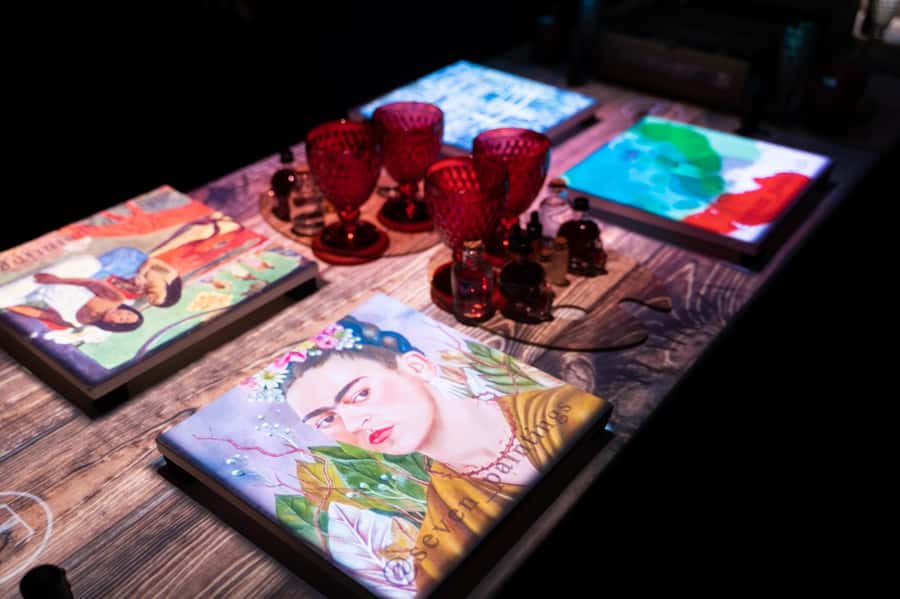 Dubai: Seven Paintings Immersive Dining Show Tickets - The 2-hour rhythm: what the evening flow feels like