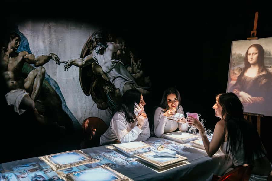Dubai: Seven Paintings Immersive Dining Show Tickets - Dineamation: how the animation and dining play together