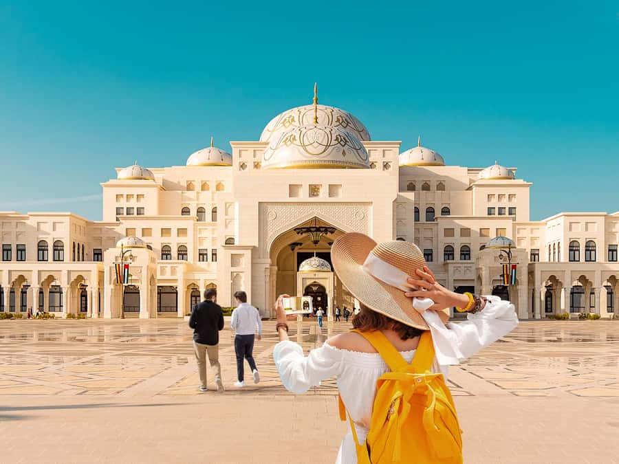 Dubai: Sheikh Zayed Mosque & Qasr Al Watan Tour with Pickup - Qasr Al Watan: the working presidential palace, not a museum vibe