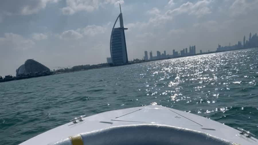 Dubai: Sightseeing on Donut Ride - Step-by-step itinerary: what happens on the water