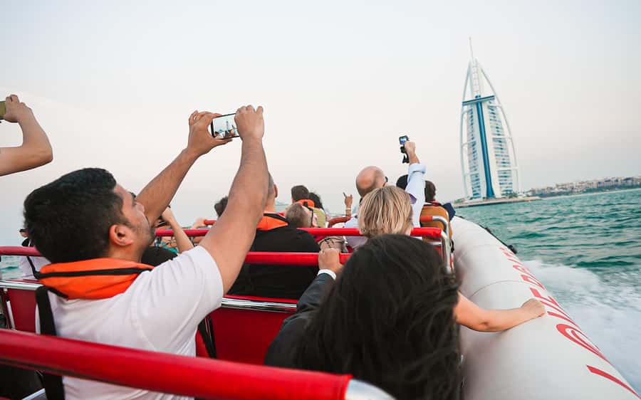 Dubai: Sightseeing Speedboat Tour with Live Tour Guide - Key highlights I’d plan around