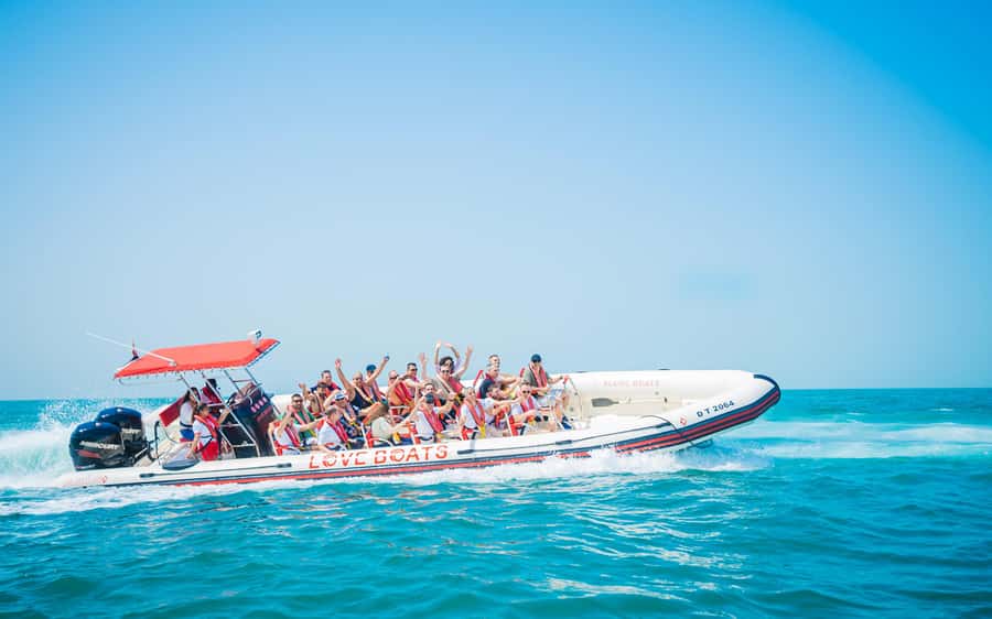 Dubai: Sightseeing Speedboat Tour with Live Tour Guide - Dubai Marina and JBR: Getting Oriented Fast