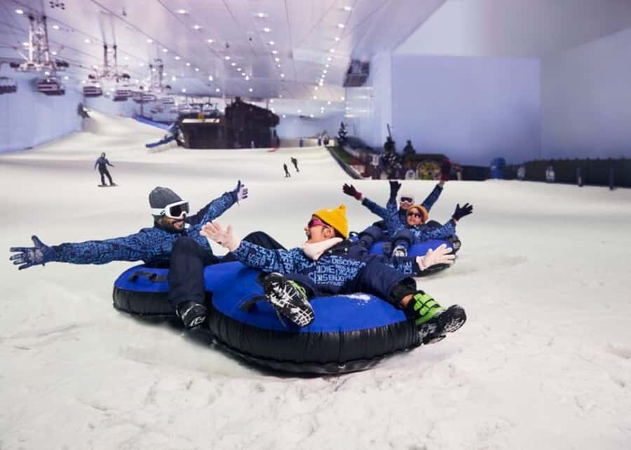 Dubai: Ski Dubai Snow Plus Pass - The Snow Cavern: Games and Snowballing Skills