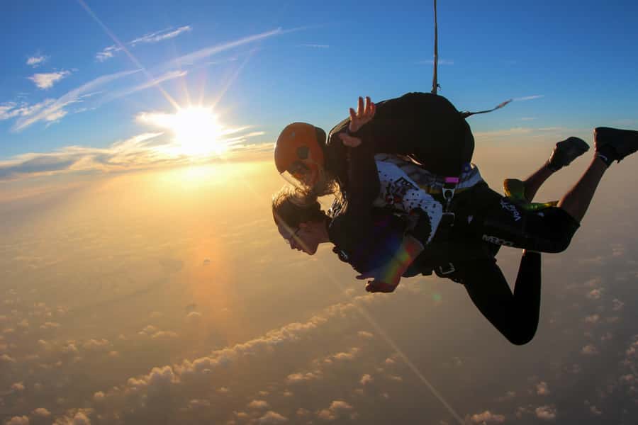Dubai: Skydive at The Palm with Photos, Video & Yacht Tour - Price and what you’re paying for over The Palm