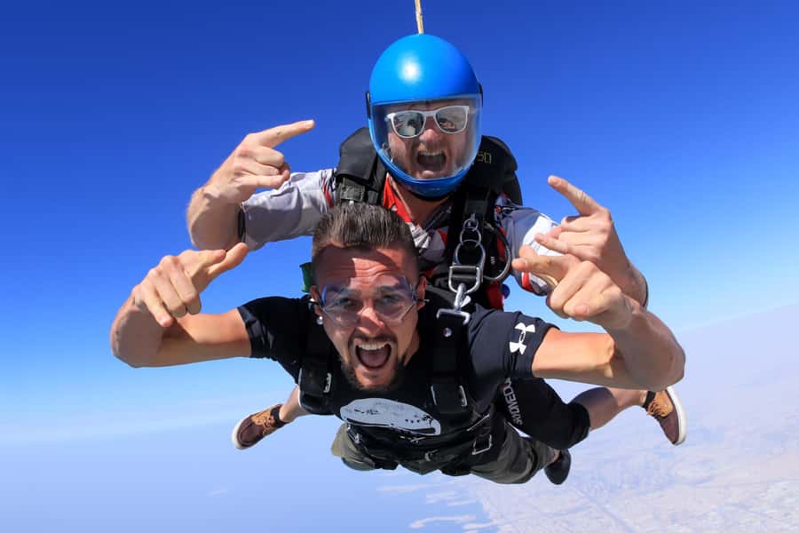 Dubai: Skydive at The Palm with Photos, Video & Yacht Tour - Optional summer 1-hour yacht tour add-on