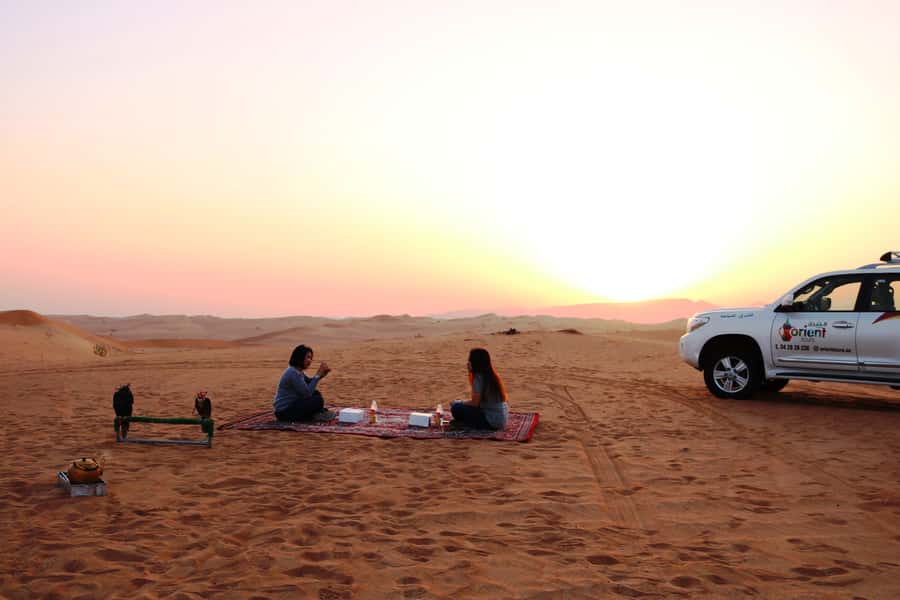Dubai: Sunrise Desert Jeep Safari with Wildlife Experience - Catching The Sunrise: Why the 4 AM Start Matters