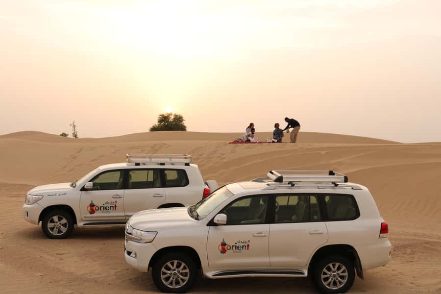 Dubai: Sunrise Desert Jeep Safari with Wildlife Experience - Al Qudra Lakes in Al Marmoom Desert Conservation Reserve