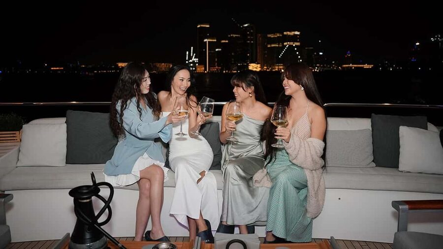 Dubai: Superyacht Experience with Party & Live DJ - The Route and Views: Dubai Harbour to Jumeirah Beach, Then Blue Water Island