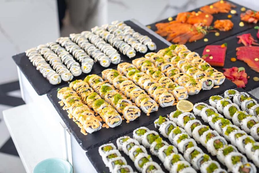 Dubai: The Palm Saturday Brunch with Unlimited Food & Drinks - The buffet spread: seafood, pasta, sushi, and live cooking stations