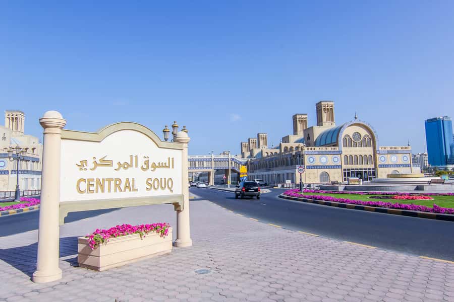 Dubai: The Pearl Of The Gulf - Half Day Sharjah City Tour - Iranian Market for Carpets, Jewelry, and Handicrafts