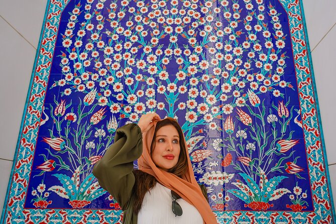 Dubai To Abu Dhabi: Grand Mosque, Royal Palace & Etihad Towers - Price and What Your $90.25 Covers (And Why It Can Be Worth It)
