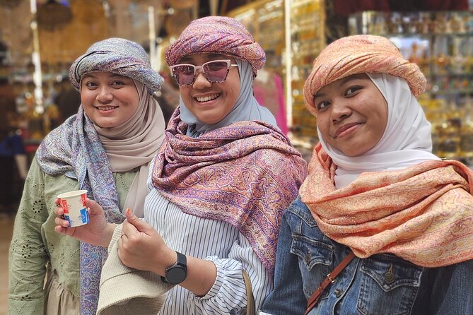 Dubai To Abu Dhabi: Grand Mosque, Royal Palace & Etihad Towers - The Corners the guide adds: Faizan, Zaman, Arshad Khan and the value of context