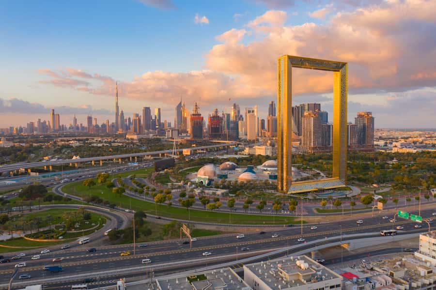 Dubai: Top 15 Must-See Dubai Sightseeing Tour in a SUV/VAN - Abra boat ride at Bur Dubai Abra Dock: the creek without the guesswork