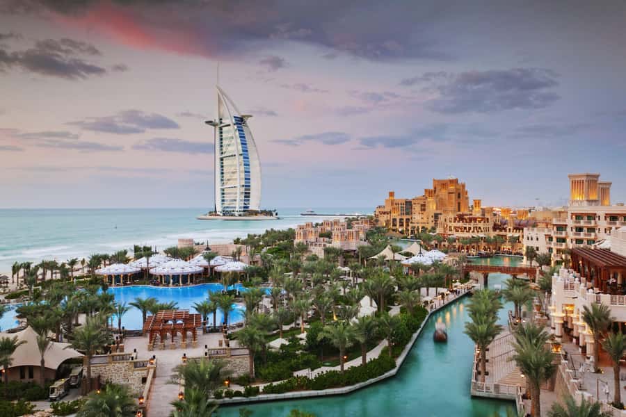 Dubai: Top 15 Must-See Dubai Sightseeing Tour in a SUV/VAN - Gold Souq and Spice Souq: shopping time with a guide who helps