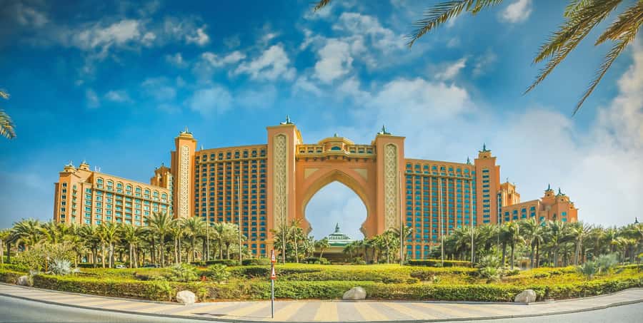 Dubai: Top City Attractions Photo Stop Tour - Entering The Dubai Photo-Stop Circuit Without Getting Tired