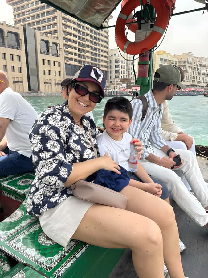 Dubai Tour: Haritage Walking Guide, Gold & Spice Souq, Creek - Fahidi District Textile Stops: What to Look For