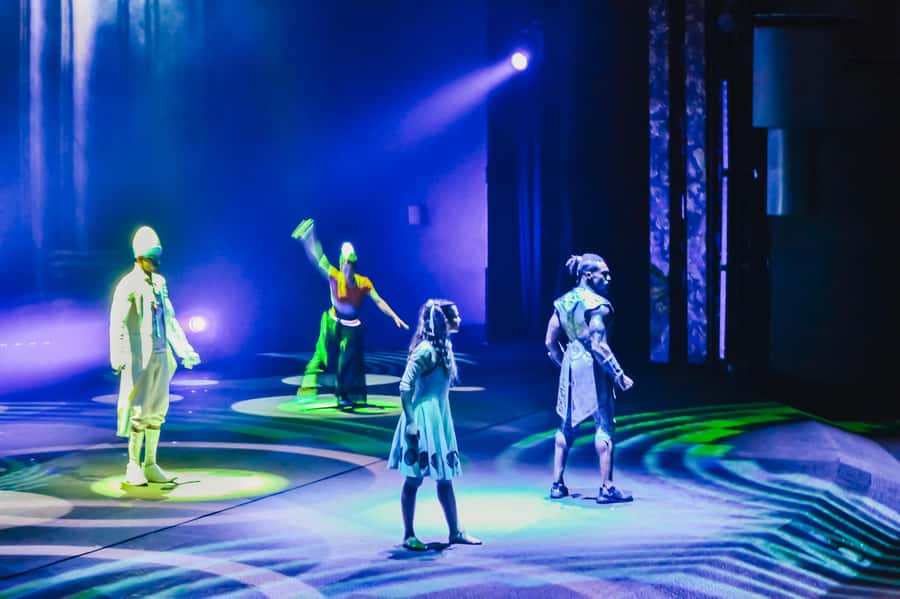 Dubai: Water Canal Cruise and La Perle Show with Dinner - The Big Idea: Why This Combo Works
