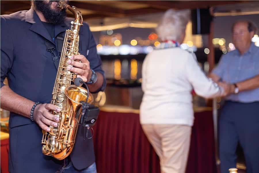Dubai: Water Canal Cruise and La Perle Show with Dinner - From Cruise to La Perle: How the Silver Pass Experience Flows