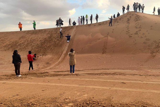 DUNE BASHING - Desert Safari, The Heartbeat of Dubai! - Sheesha Corner and the Starlit BBQ Buffet Dinner