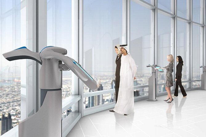 Entrance Ticket to Burj Khalifa - Crowd levels and timing: your biggest decision factor