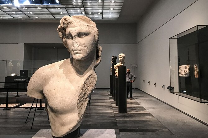 Entrance Ticket to the Louvre Museum in Abu Dhabi - Photos, dress code vibes, and why it matters