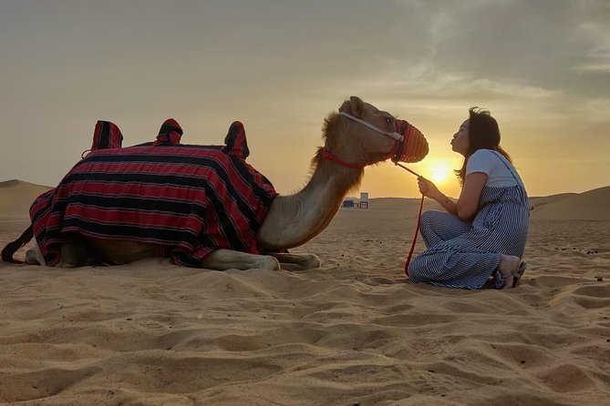 Evening Desert Safari in Dubai, Sandboard & BBQ Dinner - BBQ dinner under the stars, with real options for different diets