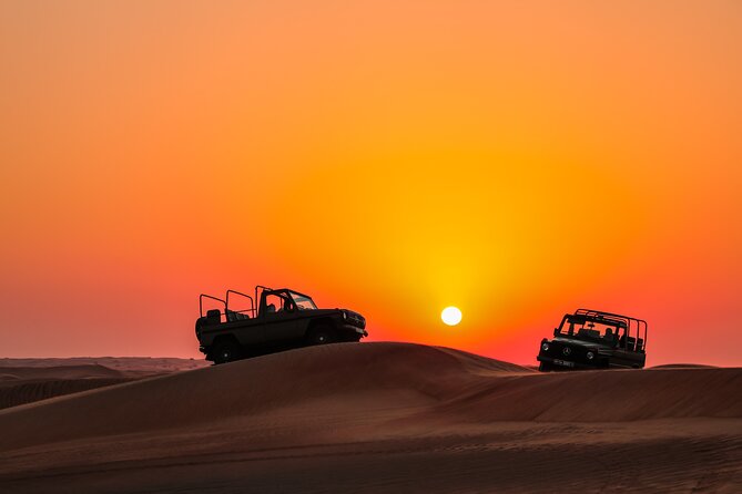 Evening Heritage Safari by Vintage G-Class at Al Marmoom Oasis - A 3:00 pm start that turns daylight into a full desert evening