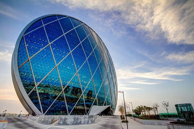 Exclusive Abu Dhabi tour, without Ferrari World - Heritage Village and Bedouin beginnings, without the museum fatigue