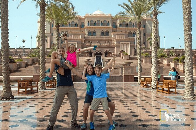 Exclusive Full-Day Abu Dhabi City Tour with Sheikh Zayed Mosque - Abu Dhabi Corniche: a slower moment with strong waterfront views