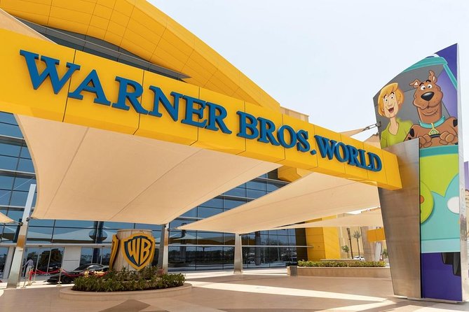 Ferrari world & Warner bros. parks with transfer from Dubai - How to pace two parks in one long day