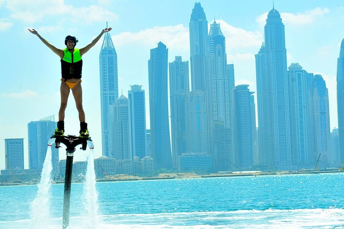 Flyboard Activity in Dubai - Training on electric foilboards, from your instructor