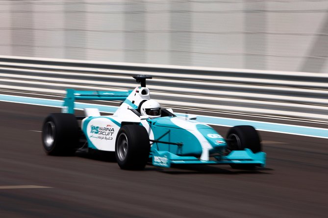 Formula Yas 3000 Driving Experience _ Full - Weather and timing: what can delay your start at Yas Marina Circuit