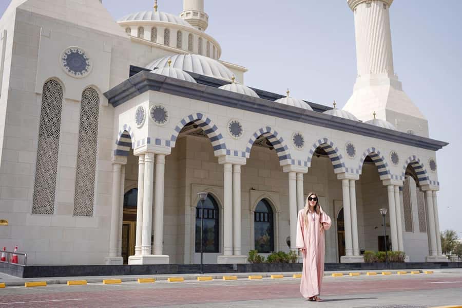 From Abu Dhabi: Dubai City Tour with Frame & Abra Boat Ride - Dubai Frame ticket day, what you get with no guided inside tour
