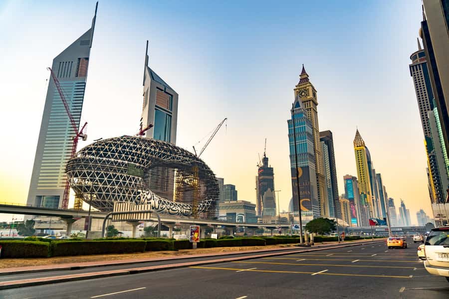 From Abu Dhabi: Explore Dubai with Optional Lunch - Dubai Mall lunch and the Burj Khalifa view window