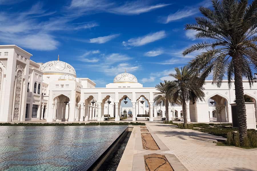 From Abu Dhabi: Grand Mosque, Royal Palace, and Etihad Tower - Key Points Worth Knowing Before You Go